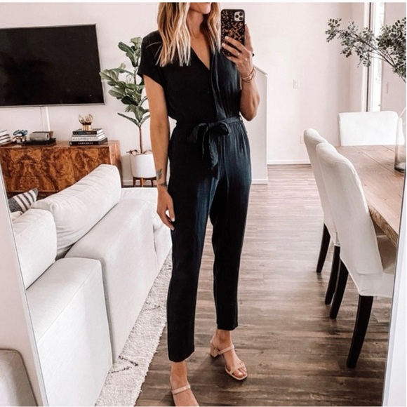 Abercrombie & Fitch Pants - Abercrombie‎ & Fitch Charcoal Ankle Jumpsuit